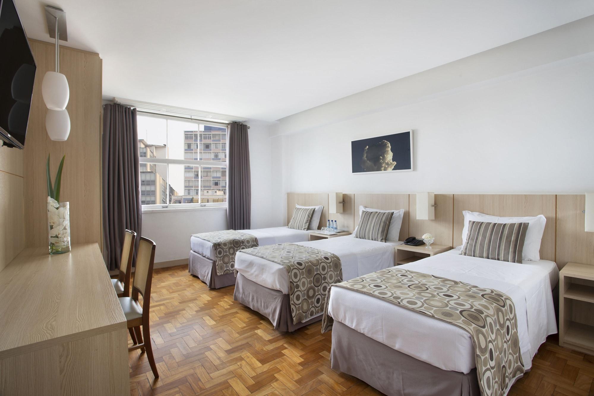 Normandy Hotel เบโลโอรีซอนชี ภายนอก รูปภาพ