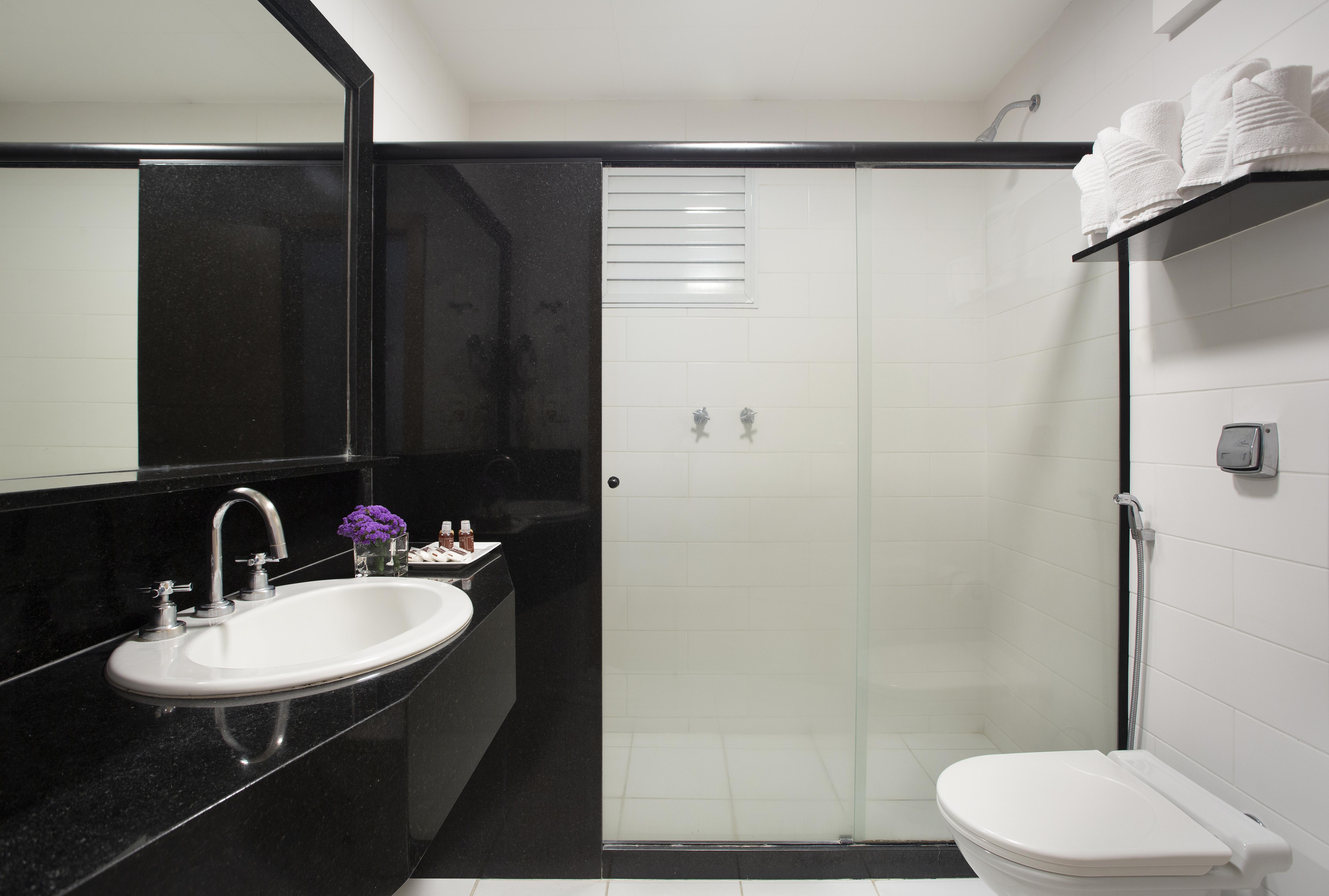 Normandy Hotel เบโลโอรีซอนชี ภายนอก รูปภาพ