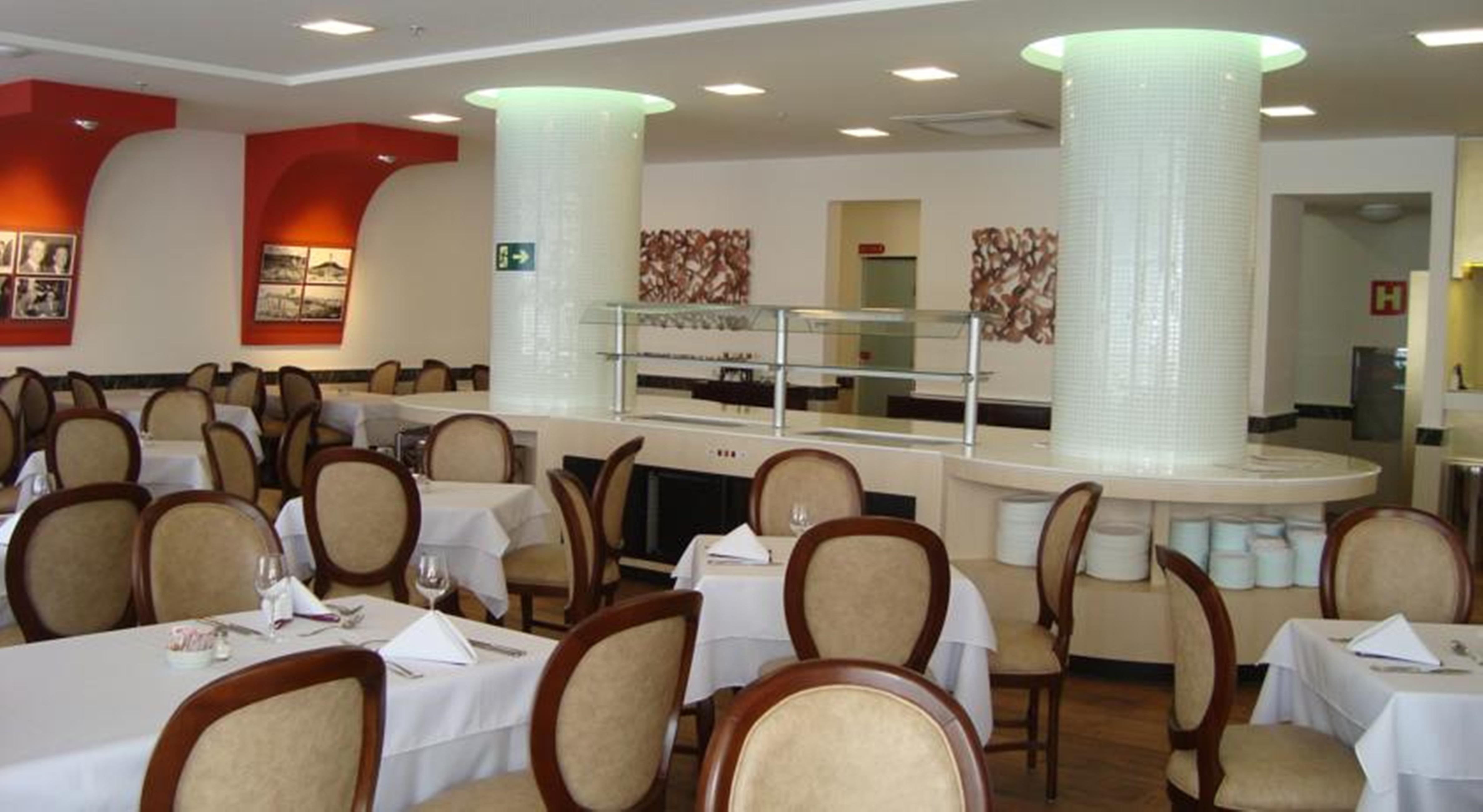 Normandy Hotel เบโลโอรีซอนชี ภายนอก รูปภาพ