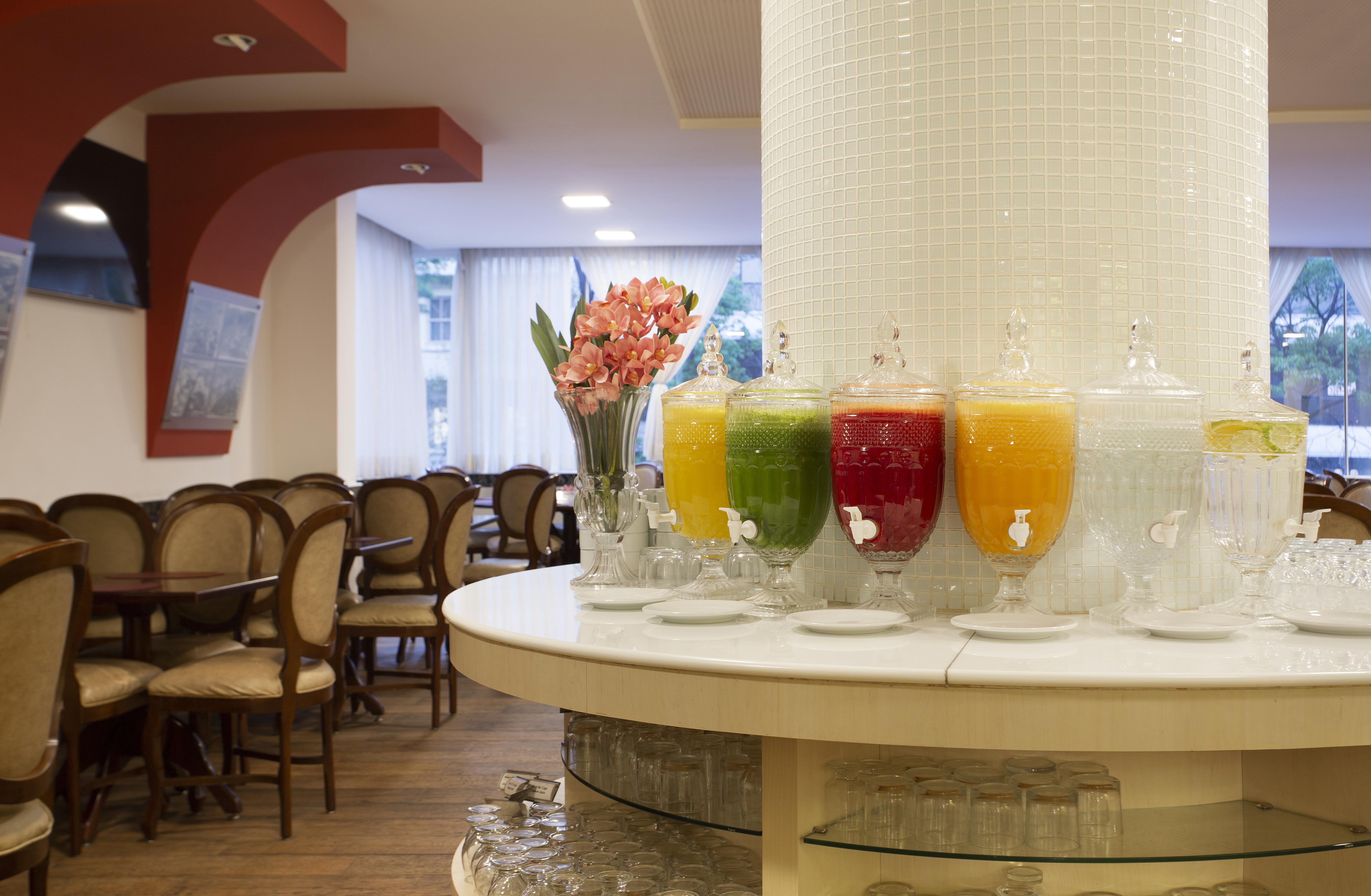 Normandy Hotel เบโลโอรีซอนชี ภายนอก รูปภาพ