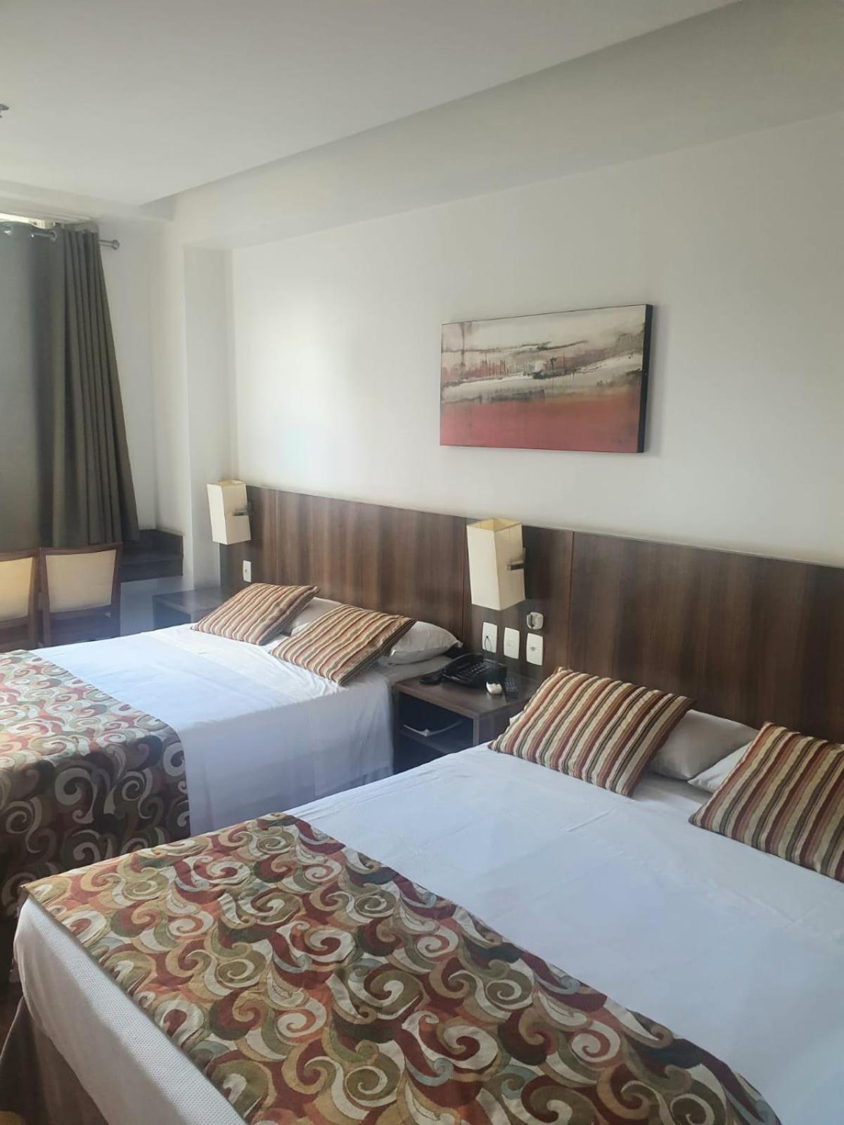 Normandy Hotel เบโลโอรีซอนชี ห้อง รูปภาพ